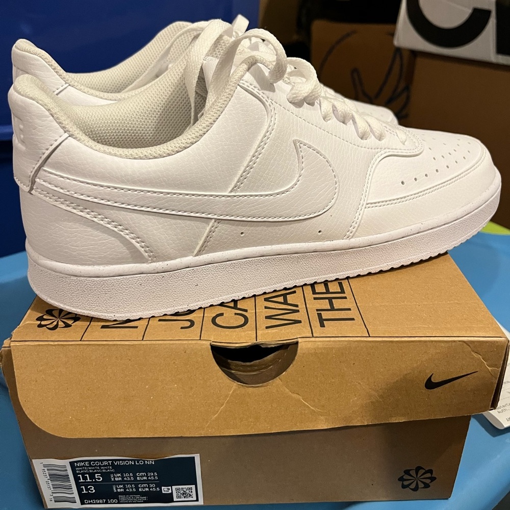 Nike Court Vision Low (Never worn)